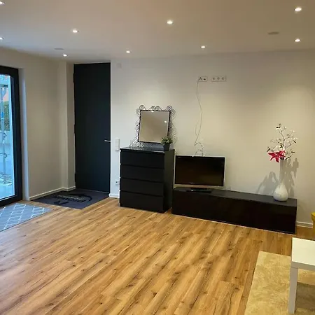 In Eutingen Апартаменты Пфорцхайм